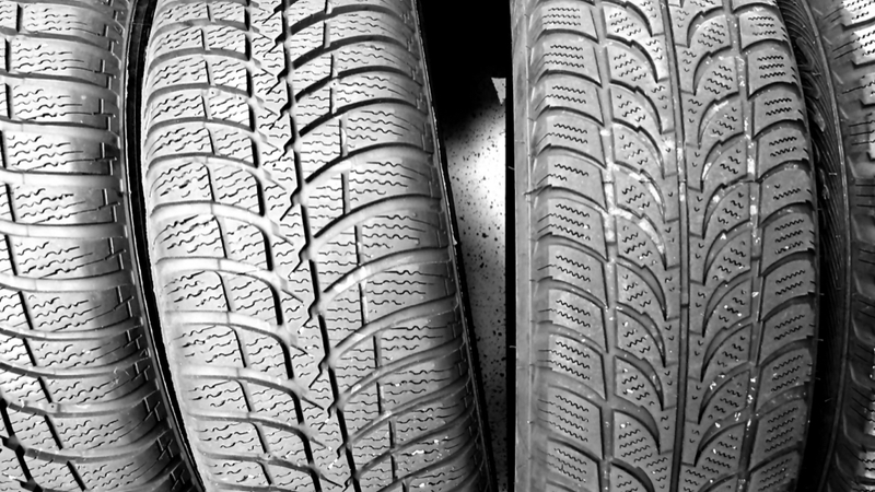Illustration for article titled Ten Safety Features That Car Engineers Haven't Even Thought Of Yet